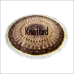 Knotted Round Rugs