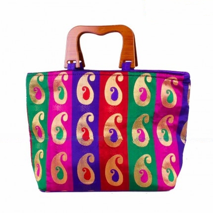 Mango Design With Wooden Handle Large