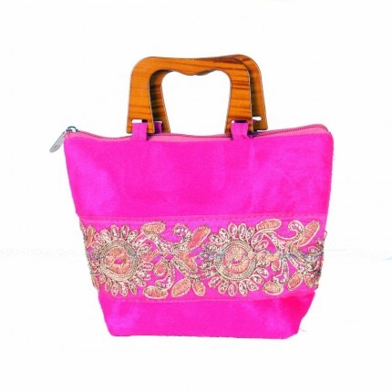 Velvette Bag with Wooden Handle