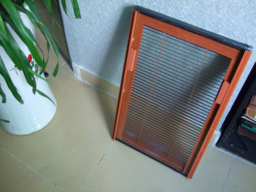 Insulated Glass With Blinds 02
