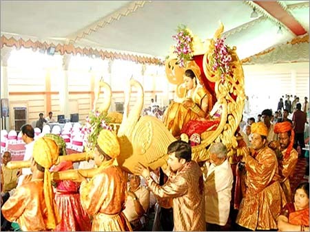 Wedding Pallaki Services - Wood And Fabric, Gold Color, Variable Dimensions | Elegant Design, Floral Decoration, Timely Service, Bulk Orders