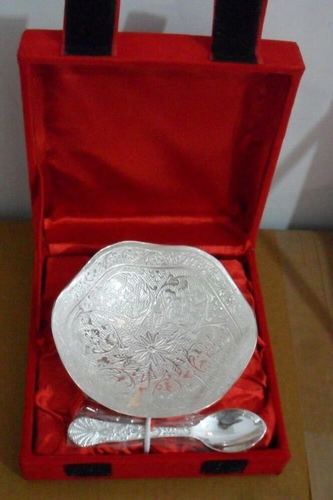 Silver Plated Engraved Oval Shaped Bowls
