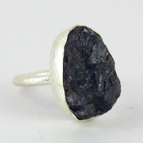 Modern Shimmering !! Iolite 925 Sterling Silver Ring