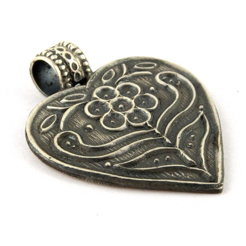 Heart Shape Engraving Work Oxidized Plain Silver 925 Sterling Silver Pendant