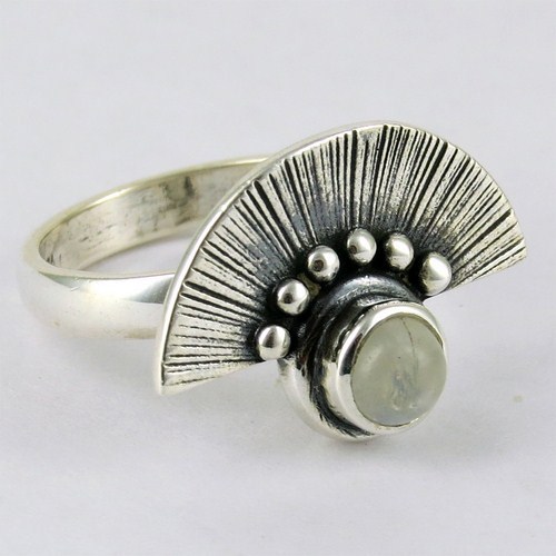 New Style Of Rainbow Moonstone 925 Sterling Silver Ring