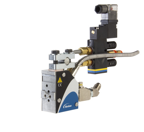 Self-Cleaning Hot Melt Guns and Modules - Metal/Polymer, Variable Dimensions, 24V DC | Air-Open/Air-Close & Air-Open/Spring-Close, EasyOn Mounting, Flexible Dispensing