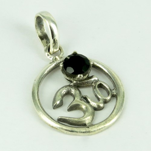 Incredible Style !! Black Onyx 925 Sterling Silver Pendant