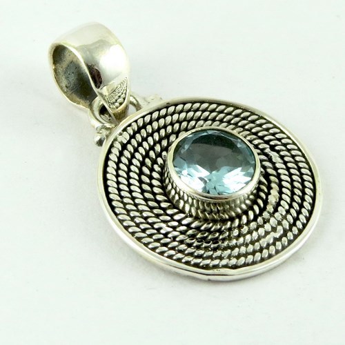 Endless Ocean !! Blue Topaz 925 Sterling Silver Pendant