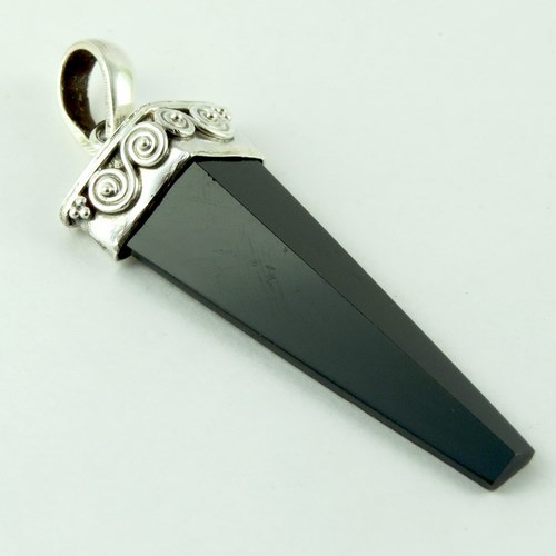 Pencil Shape Rava Work !! Black Onyx 925 Sterling Silver Pendant