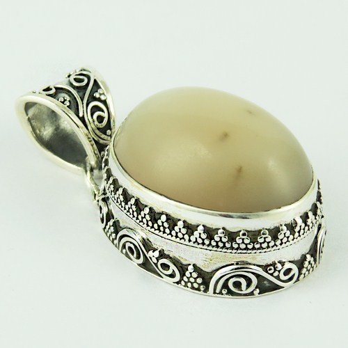 Bold Energetic !! Moonstone 925 Sterling Silver Pendant