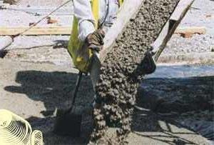 Super Plasticizer - Polymeric Concrete Admixture, 25kg Bags, White Color, Compressive Strength: Increased, Reduced Water Requirement 20-30%