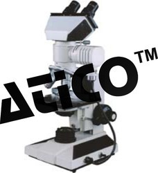 Trinocular Metallurgical Microscope
