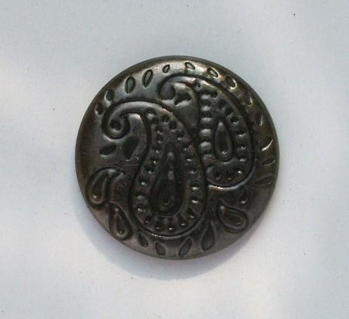 Metal Button