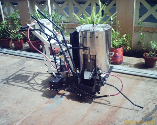 Semi Automatic Road Marking Machine