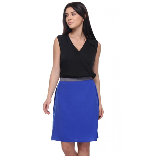 Trista - Black Sleeveless Relaxed Fit Dress