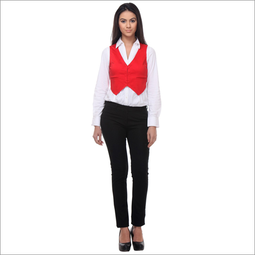 Esmay - Red Sleeveless Slim Fit Shrug