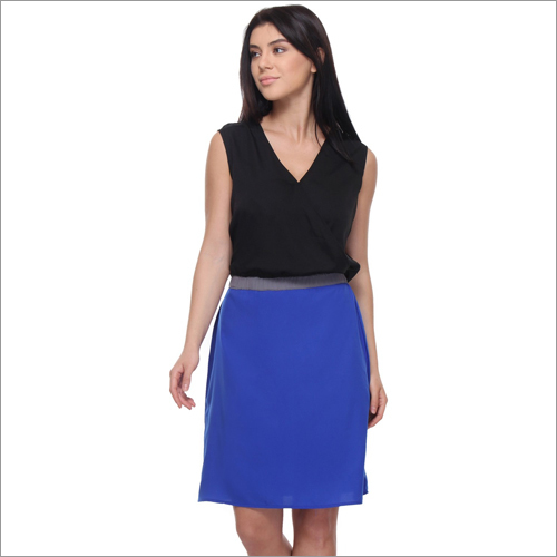 Trista - Black Sleeveless Relaxed Fit Dress