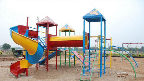 Playground Multiplay Station Capacity: 5-10 Children