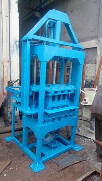 Vibro Hydraulic Block Machine - 4000-5000 Bricks/shift, 7.5hp Electric Motor, Blue Color | High Efficiency, Durable, Versatile Operation, Low Cost