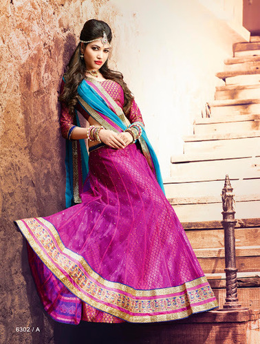 Magenta Net Lehenga Cholis
