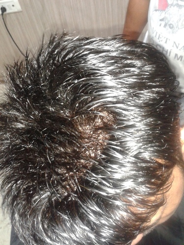 Clip On Hair Extensions in Delhi