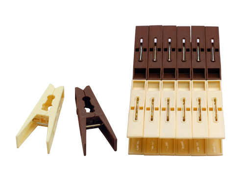 Brown Cloth Clips