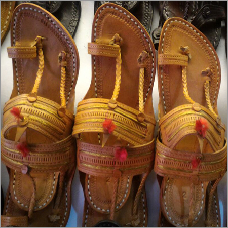 Gents Kolhapuri Chappals