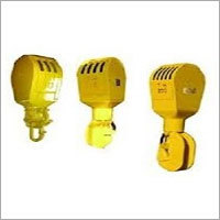 Crane Hook Block - Metal/Nylon, Capacity 50-500 Ton, Variable Diameter, Heavy Duty, High Strength, Reliable Operation, Versatile Use, Painted Finish