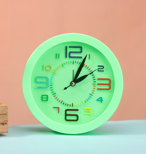 Table Clock for School - Plastic, 10cm Diameter, Light Green | Quartz Movement, Quiet Operation, Easy to Read