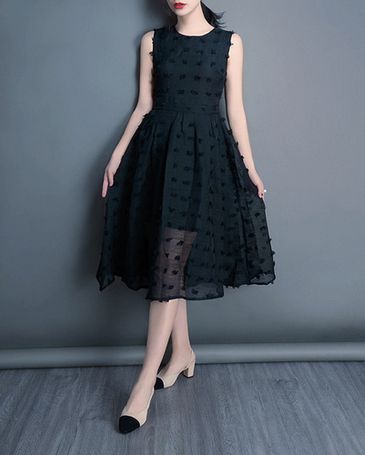Woman's Wears