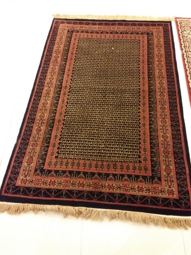 Hand knotted Carpets