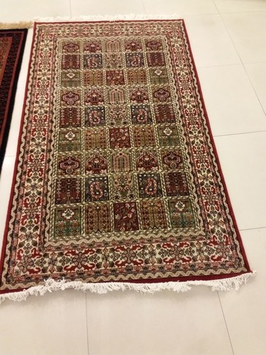 Hand knotted Carpets