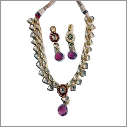 Kundan Necklace Sets