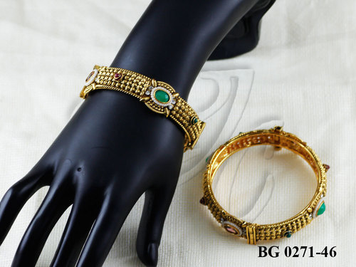 BANGLES