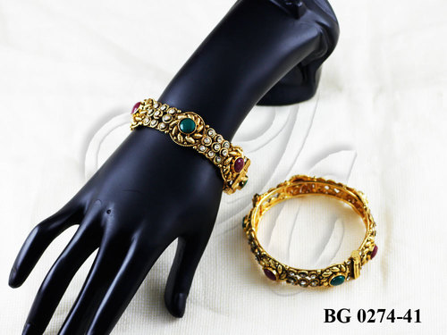 BANGLES