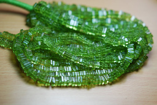 Green Peridot Square