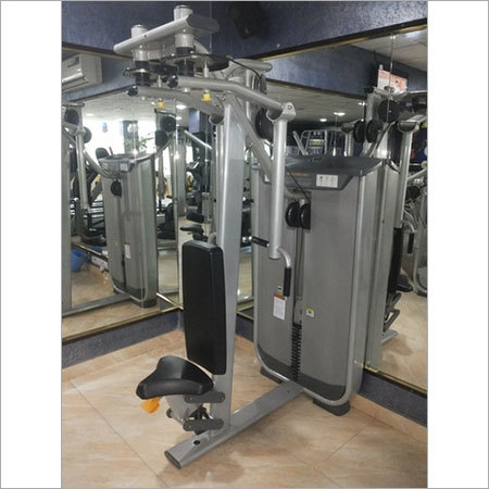 Pec Deck Machine