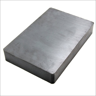 Ferrite Bar Magnet - Rubber Magnet, Rectangular Shape for Versatile Applications in Separation of Ferrous and Non-Ferrous Materials