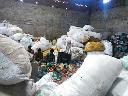 Raw Plastic Scrap