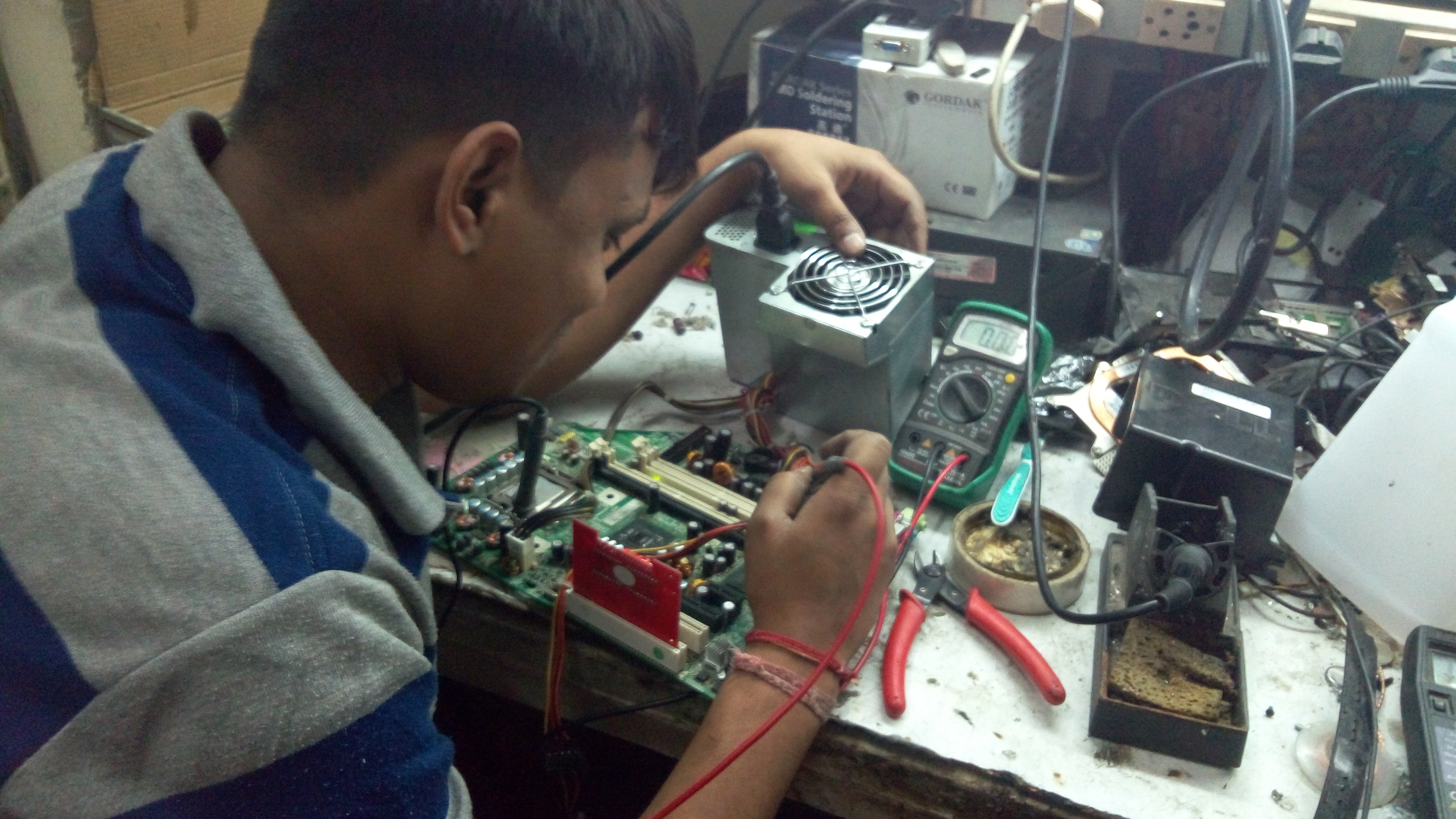 Laptop Repairing Services Provider in DELHI NCR