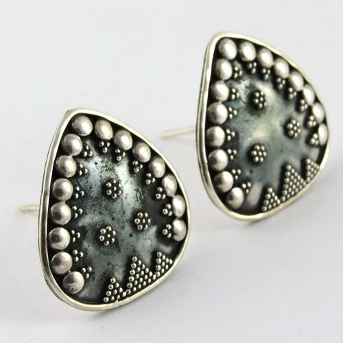 Frozen World !! Oxidized Plain Silver 925 Sterling Silver Earring