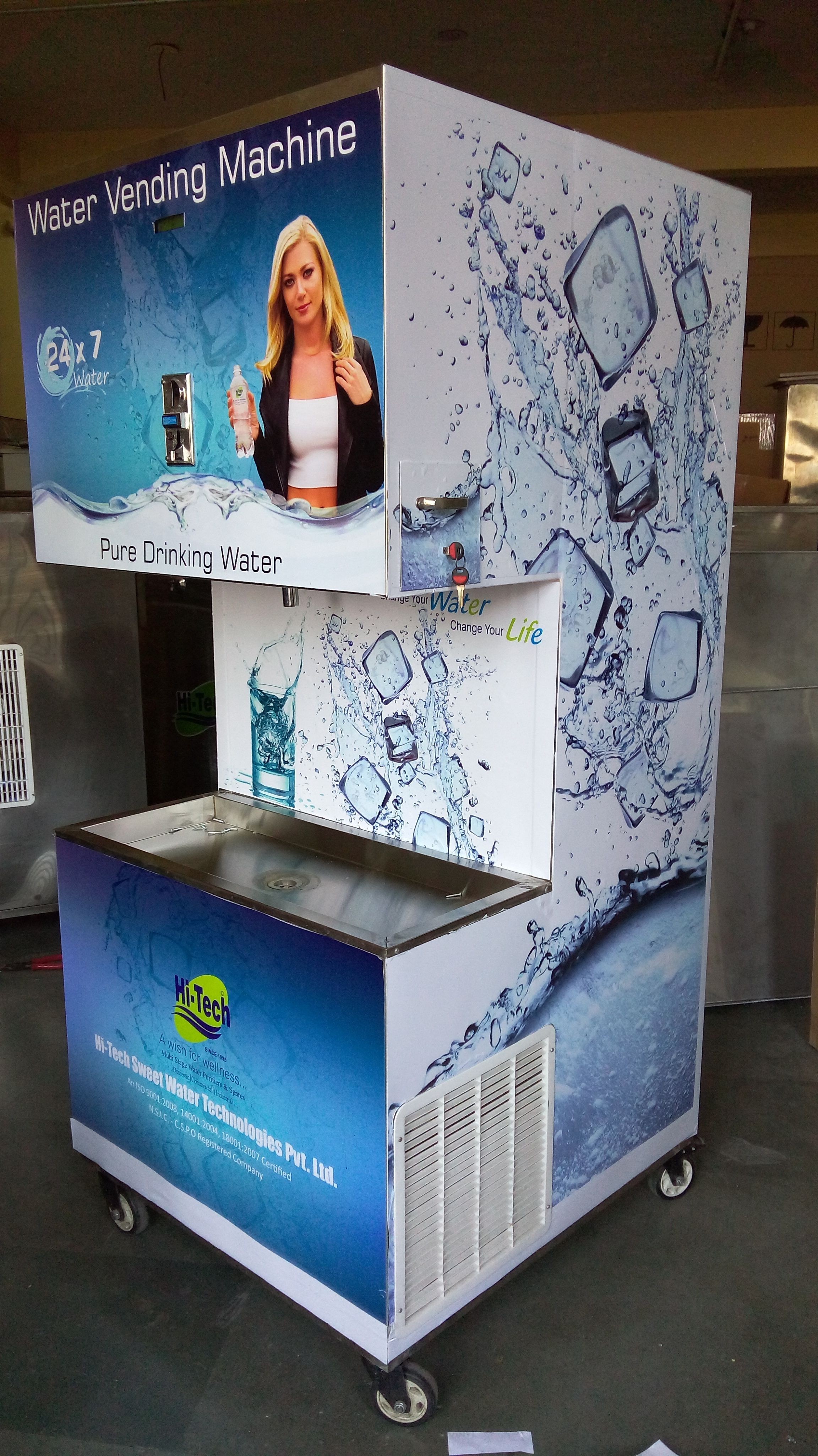 Pure Fresh Water Vending Machine