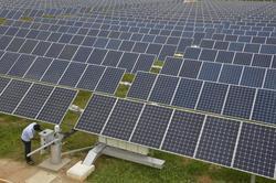 Solar Energy Plant - Silicon Material 285 x 350 x 22 mm Dimensions Black Color 2000 sq ft Size 15-25 kg Weight