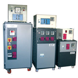 Three Phase Stabilizer - 530x420x760 mm, 415V Output, 98.5% Efficiency, 25V Rated Power, 50Hz Frequency