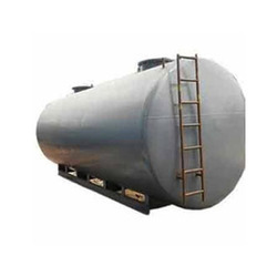 commercial oil storage tanks