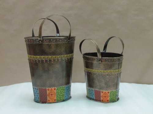 Decorative Iron Bucket