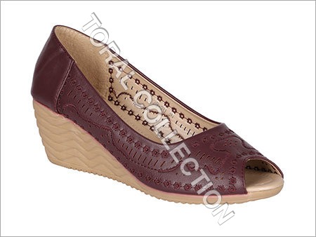 Ladies Leather Ballies