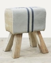 Stools & Accessories