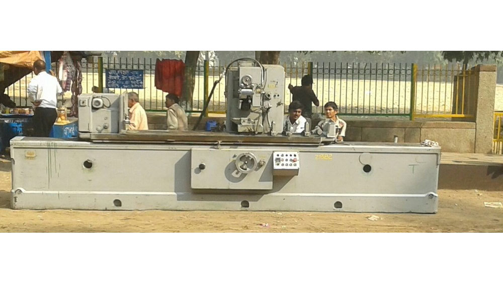 Spline Grinding Machine MC3 3451B 2000 MM By A. R. INTERNATIONAL