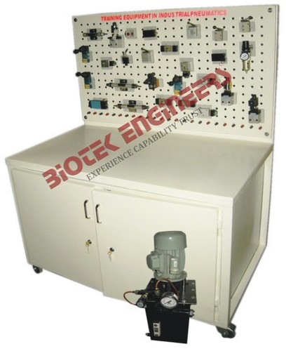 TRAINING EQUIPMENT IN INDUSTRIAL PNEUMATICS
